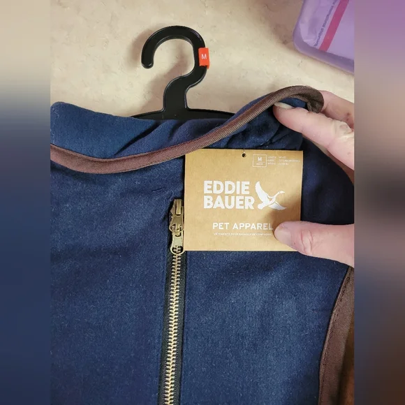 Eddie Bauer size med lined dog coat very cute - Picture 4 of 10